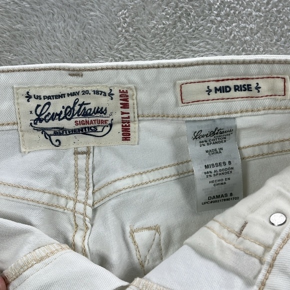 Levis Mid Rise Cropped Jeans Size 8 White Denim Non Distressed - Picture 4 of 10